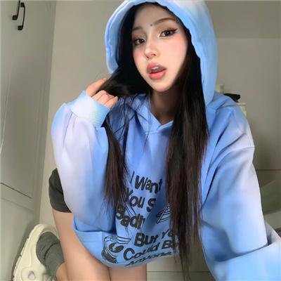 二人漫步几春秋